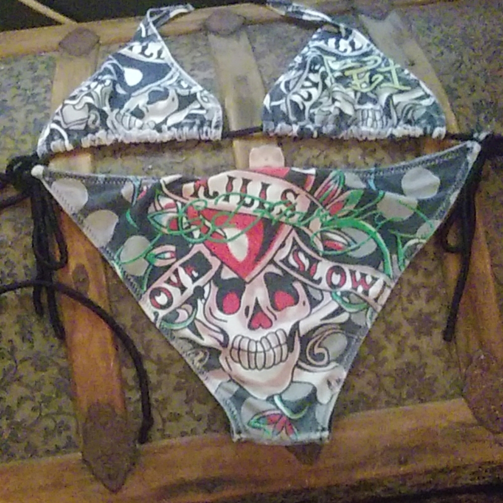 Bathing suit